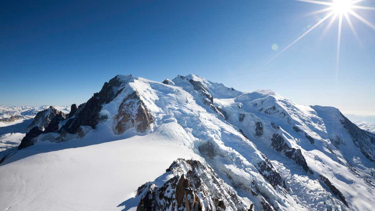 Scoprire la Gastronomia di Courmayeur: Dove Mangiare ai Piedi del Monte Bianco