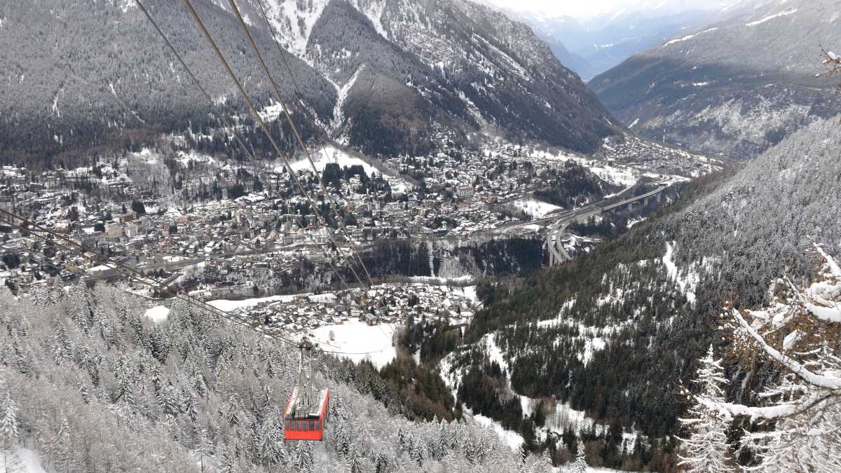Un'Avventura di 7 Giorni a Courmayeur: Sci, SkyWay e Alta Cucina Alpina