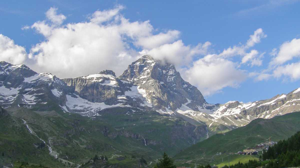 Feste ed Eventi a Cervinia: Tradizioni e Celebrazioni da Non Perdere