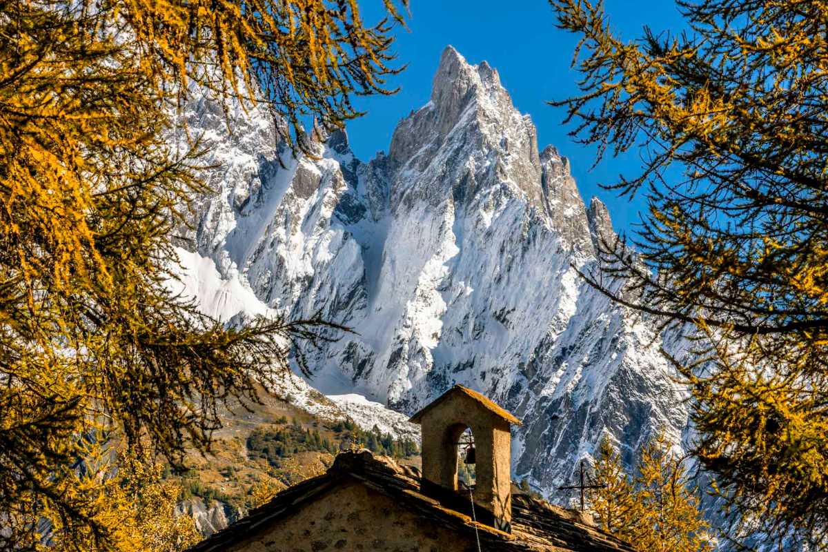 Festa della Madonna della Neve a Courmayeur con la processione